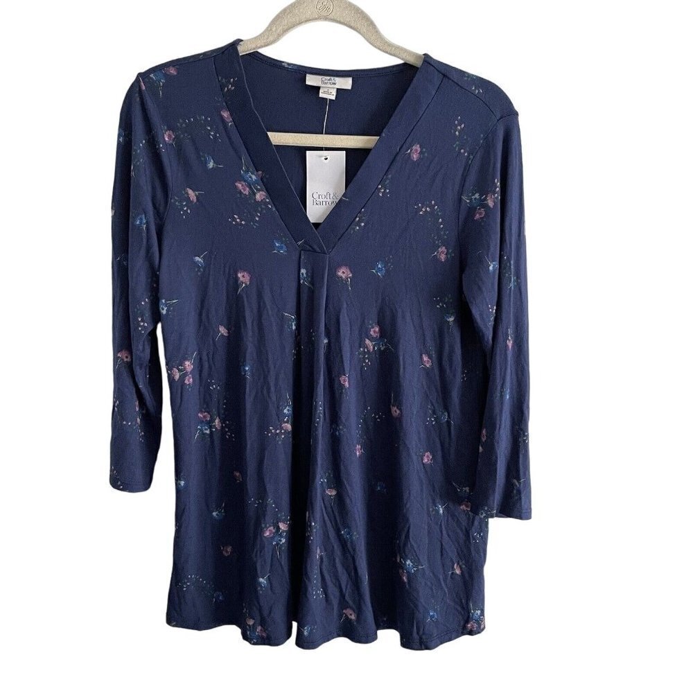 Croft & Barrow Women SZ S Navy Blue/Purple Floral 3/4 Sleeve V Neck Shirt NWT